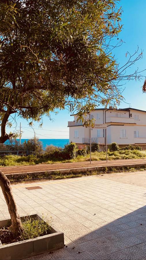 Villa Tripepi Бова-Марина Экстерьер фото